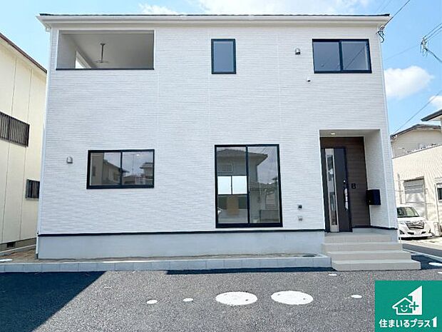 【外観】安心の10年保証！外観を美しく保ち、雨水で汚れを落とします！気になることがありましたら、お気軽にお問い合わせください！