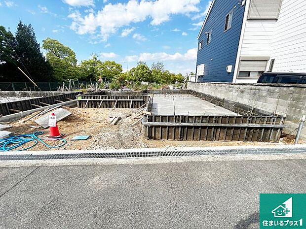 【外観】現在建築中!落ち着いた街並みで新生活を始めることが出来そう!周辺の物件も併せてご紹介させて頂きます!