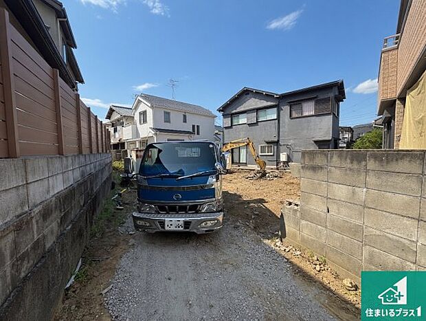【外観】現在建築中！落ち着いた街並みで新生活を始めることが出来そう！周辺の物件も併せてご紹介させて頂きます！