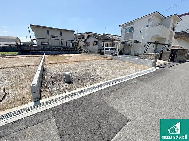 【外観】現在建築中！落ち着いた街並みで新生活を始めることが出来そう！周辺の物件も併せてご紹介させて頂きます！