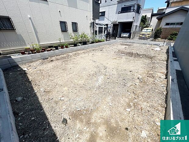 【外観】現在建築中!落ち着いた街並みで新生活を始めることが出来そう!周辺の物件も併せてご紹介させて頂きます!