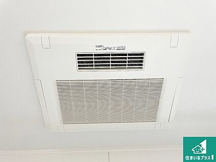 浴室暖房乾燥機