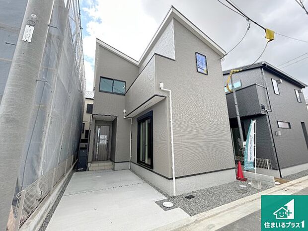 【外観】安心の10年保証!外観を美しく保ち、雨水で汚れを落とします!気になることがありましたら、お気軽にお問い合わせください!