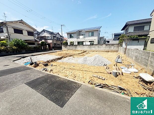 【外観】現在建築中!落ち着いた街並みで新生活を始めることが出来そう!周辺の物件も併せてご紹介させて頂きます!
