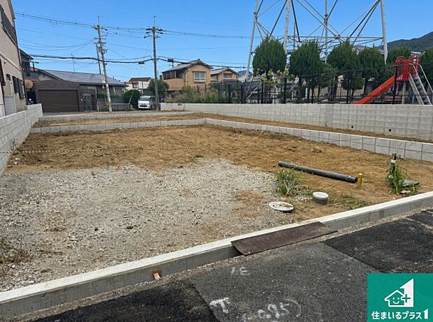 【外観】現在建築中!落ち着いた街並みで新生活を始めることが出来そう!周辺の物件も併せてご紹介させて頂きます!