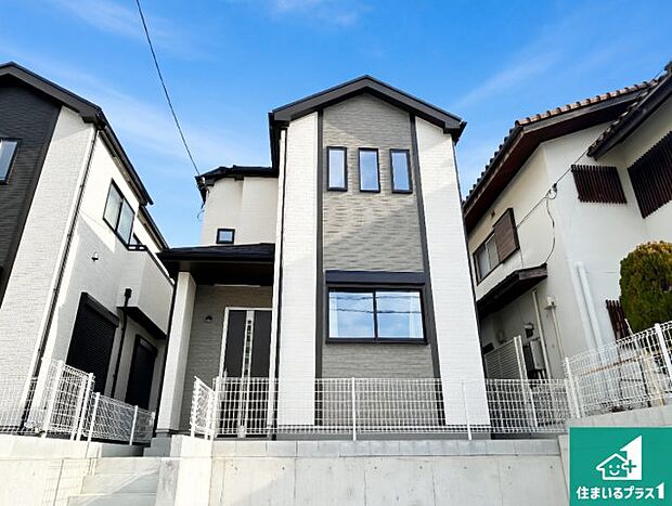 安心の10年保証！外観を美しく保ち、雨水で汚れを落とします！気になることがありましたら、お気軽にお問い合わせください！