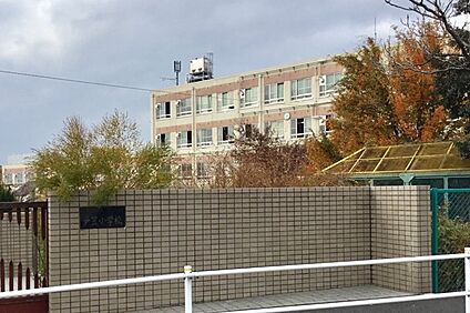 戸笠小学校 約850～860ｍ(徒歩11分)
