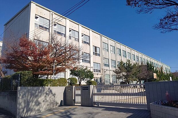 高針台中学校（約800m）