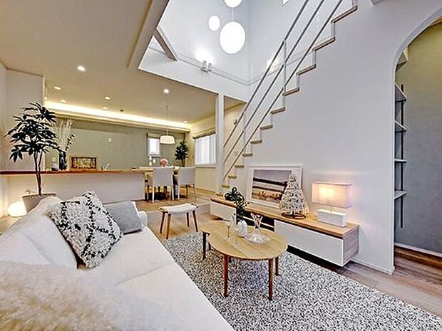 【モデルハウス写真】当社施工例
自然と顔を合わせる☆リビングイン階段