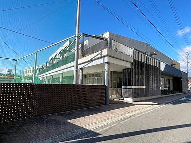 師勝中学校（約1,000m）