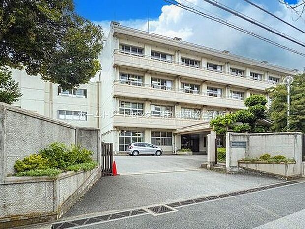 千葉市立幕張本郷中学校まで1000m 徒歩13分