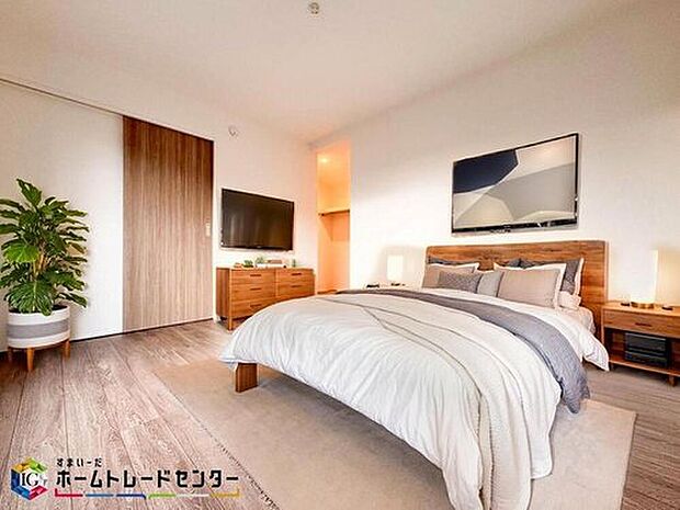 南向きの主寝室は採光も明るく風通し共に良好です。ダブルベッドのサイズのベッドを配置しても十分な広さを確保できる寝室です♪※こちらはCGなどで画像生成したイメージ画像となります。