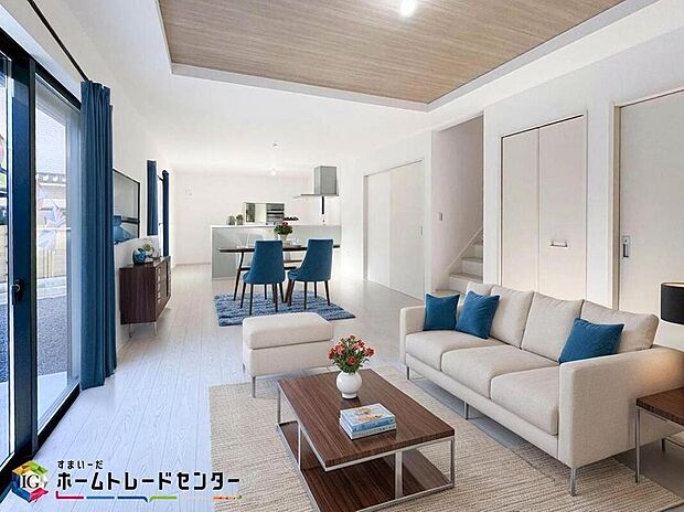 家族みんなが揃う場所だからこそ一番に陽当たりを考慮し明るくゆったりとくつろげる場所として設計しております。※こちらはCGで画像生成したイメージ画像になります。家具などは付いておりません。