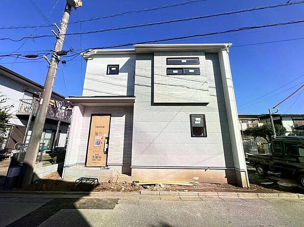 当物件のご案内につきましては、営業スタッフが丁寧に御対応します♪休日、お仕事帰りなど、ご都合に合わせていつでもご案内いたします♪周辺環境と併せて、実際に現地をご確認ください♪