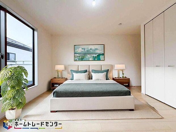 南向きの主寝室は採光も明るく風通し共に良好です。ダブルベッドのサイズのベッドを配置しても十分な広さを確保できる寝室です♪※こちらはCGなどで画像生成したイメージ画像となります。