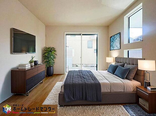 南向きの主寝室は採光も明るく風通し共に良好です。ダブルベッドのサイズのベッドを配置しても十分な広さを確保できる寝室です♪※こちらはCGなどで画像生成したイメージ画像となります。