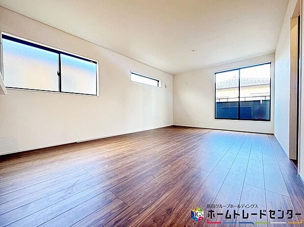 【3号棟】家族みんなが揃う場所だからこそ一番に陽当たりを考慮し明るくゆったりとくつろげる場所として設計しております。