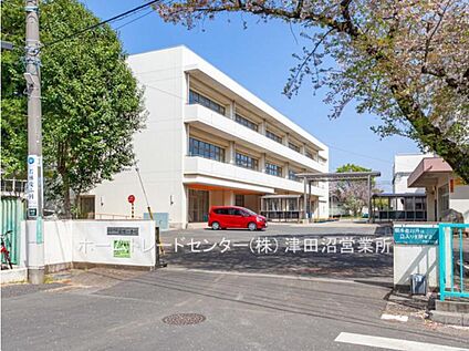 船橋市立三咲小学校 910m(徒歩12分)