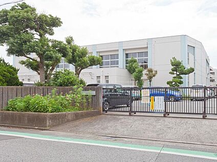 千葉市立磯辺第三小学校 170ｍ(徒歩3分)