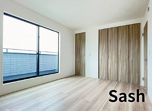 【サッシ】断熱性・防露性に優れた「樹脂」のメリットをプラスしたアルミ樹脂複合窓。毎日の使いやすさが魅力です。