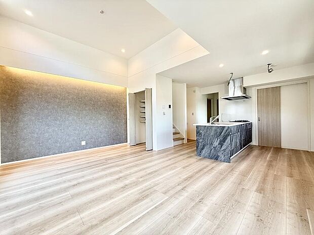 ■くつろぎと笑顔が集まる、心温まるリビング