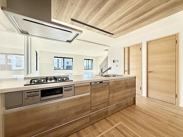 ■シンプルで美しく心地よい時間を生むキッチン空間