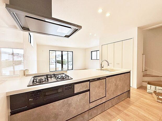 ■家族の絆を深める、温もりのあるキッチン