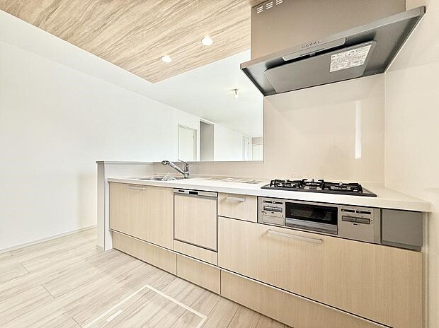 ■家族の絆を深める、温もりのあるキッチン