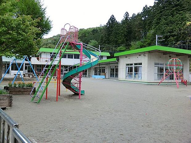 相原幼稚園（約250m）