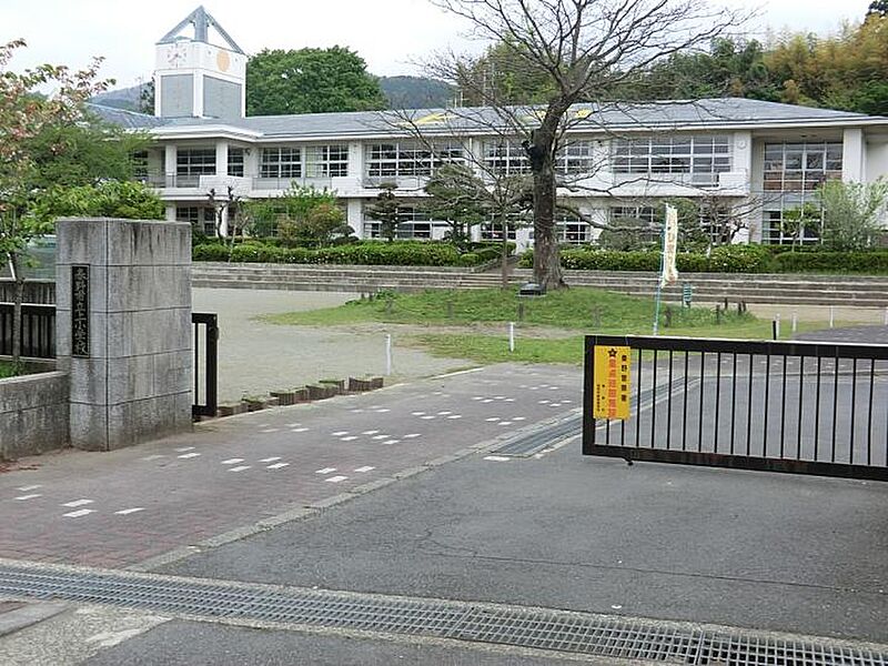 【学校】秦野市立上小学校