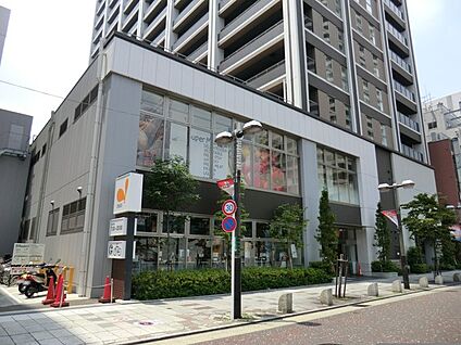 ダイエー 町田店 600m(8分)