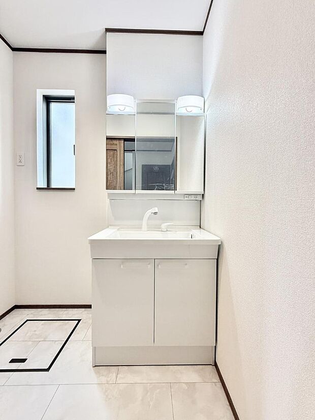 【洗面台・洗面所】■清潔感があり、気持ちよく使えます