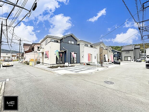 【前面道路含む現地写真】■家族とのお出かけが楽しくなる環境です