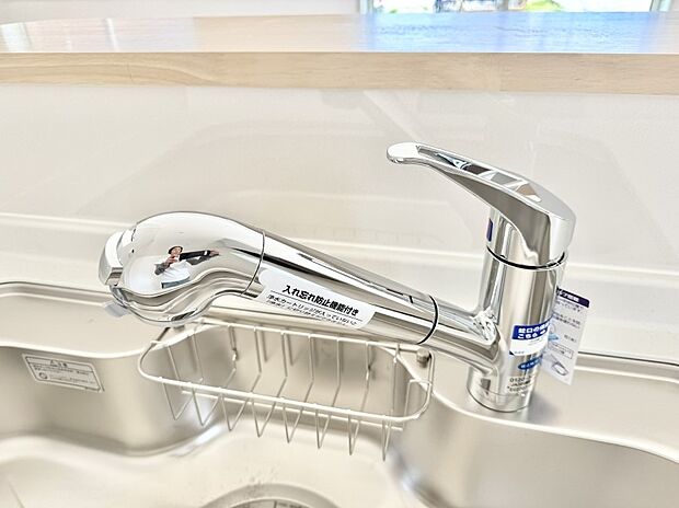 【浄水器】■清潔でおいしい水を手軽に供給してくれます