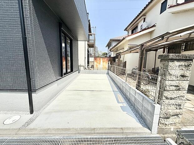 【駐車場】■カースペース有