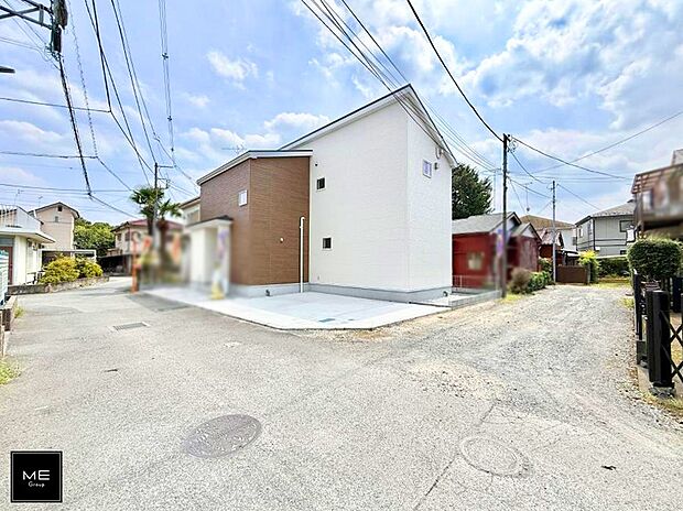 【前面道路含む現地写真】■新しい時代の息吹を感じる、心地よい環境