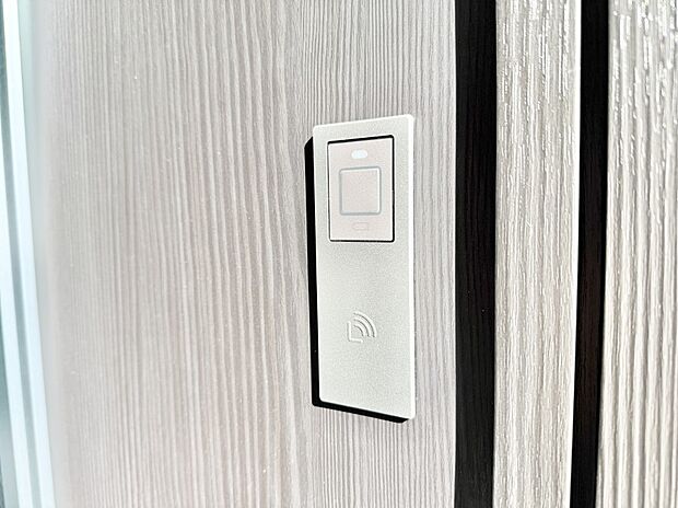 【スマートキー】■鍵を取り出さずに便利に操作できて快適