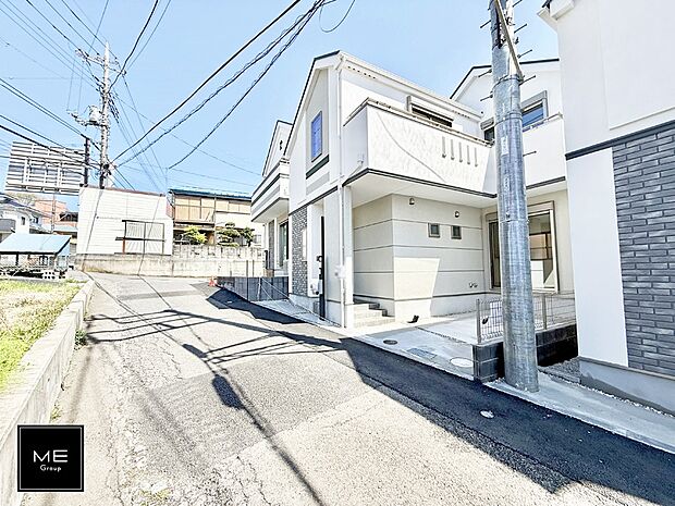 【前面道路含む現地写真】■家族とのお出かけが楽しくなる環境です