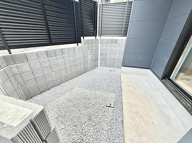 【庭】■まずは一度ご覧ください