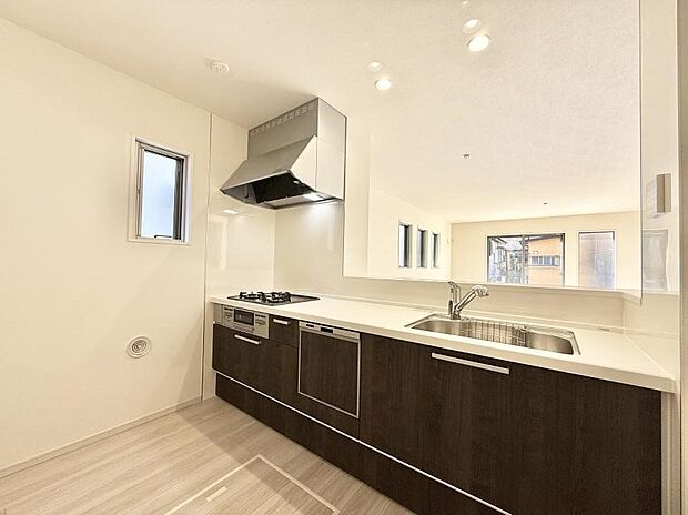 【ダイニングキッチン】■作る楽しみと食べる幸せを届けるキッチン