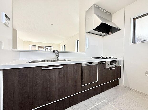 【ダイニングキッチン】■作る楽しみと食べる幸せを届けるキッチン