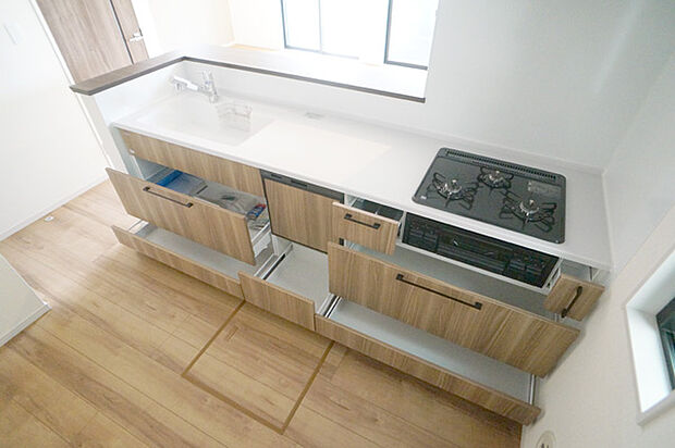 【ダイニングキッチン】■キレイに片付く、使いやすいキッチン