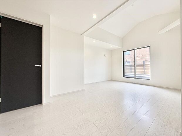 【リビングダイニング】■シンプルだけど贅沢、大切な人と過ごす心がほどける空間