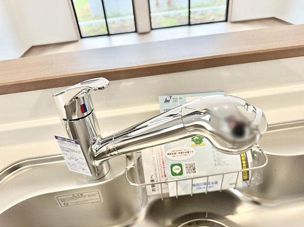 【浄水器】■清潔でおいしい水を手軽に供給してくれます