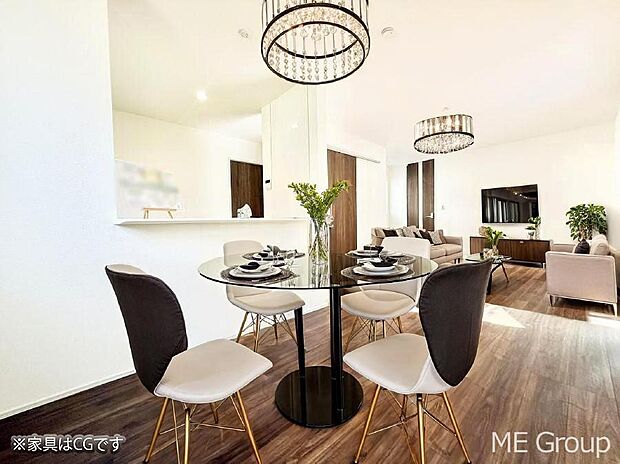 【ダイニング】■温もりを感じる、居心地のいいリビング