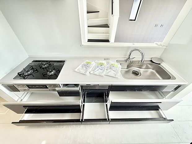 【キッチン】■料理がもっと楽しくなる、快適なキッチン空間