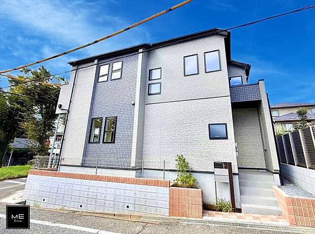 【現地外観写真】■暮らしを豊かにする充実した仕様設備で快適に