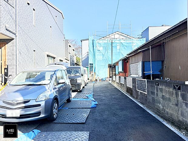 【前面道路含む現地写真】■家族とのお出かけが楽しくなる環境です
