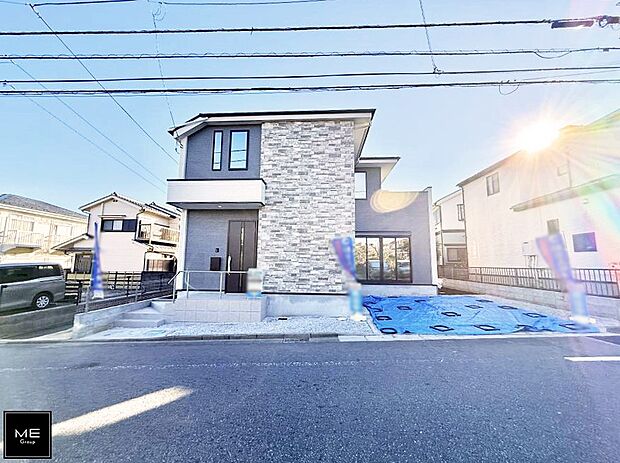 【現地外観写真】■家族みんなが笑顔で過ごせる、安心感のある住まい