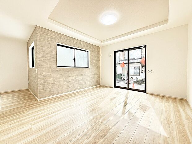 【リビング】■くつろぎと笑顔が集まる、心温まるリビング